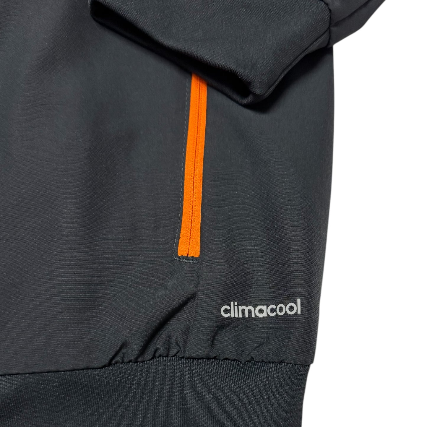 Real Madrid Tracksuit (M)