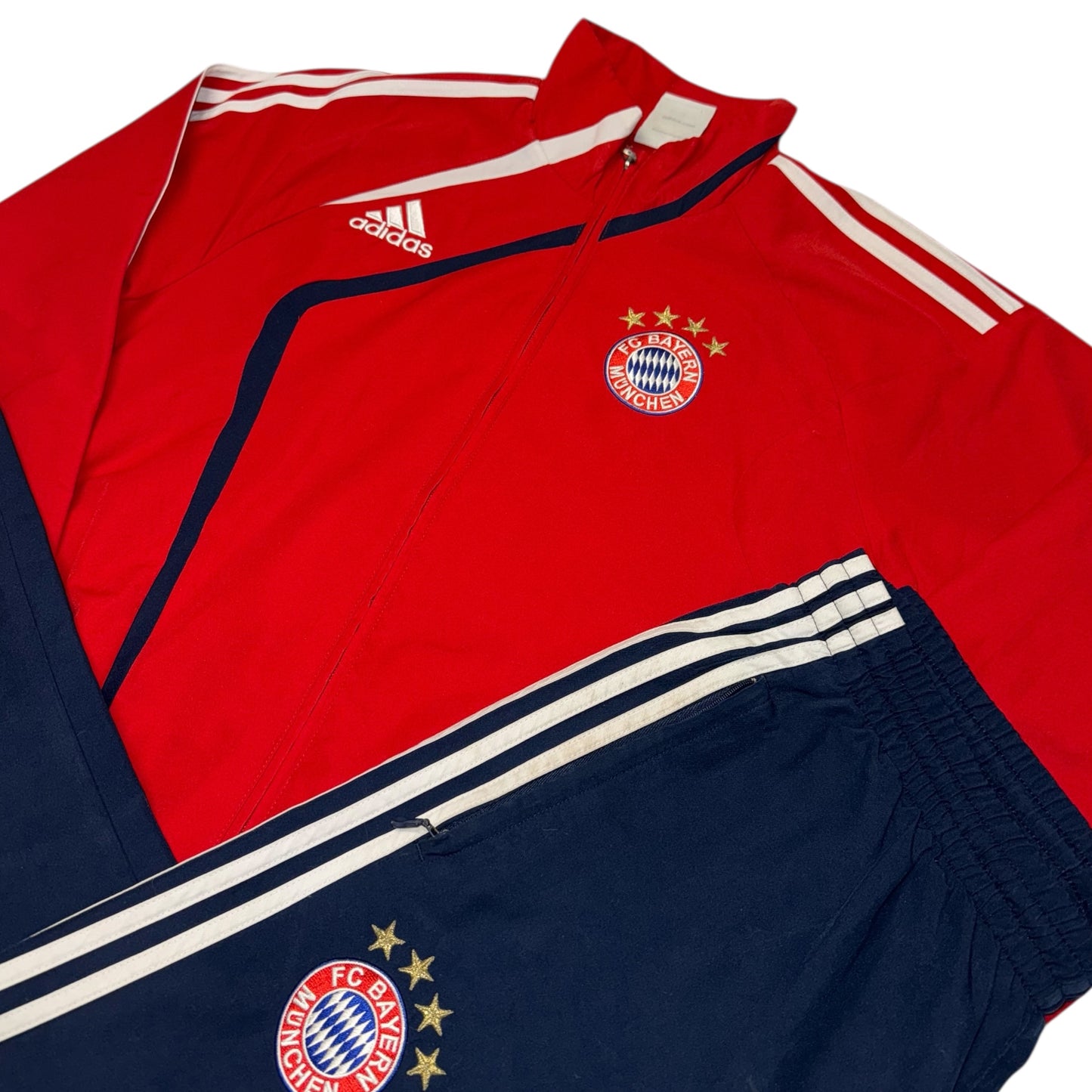 FC Bayern Tracksuit (S/M)